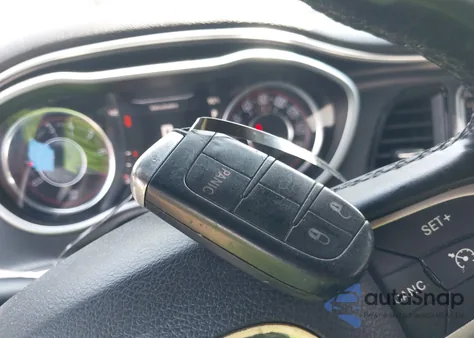 2015 Dodge Challenger Sxt Plus z USA, uszkodzony, nr VIN 2C3CDZBGXFH757951